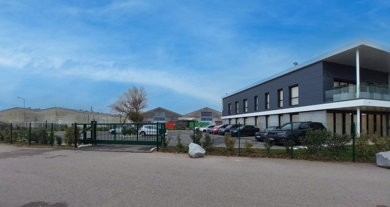 Local d'activité Meyzieu 203m² Location local d'activité Meyzieu Rhône OLACT2529228 3